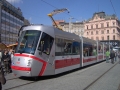 800px-tram_13t_brno1